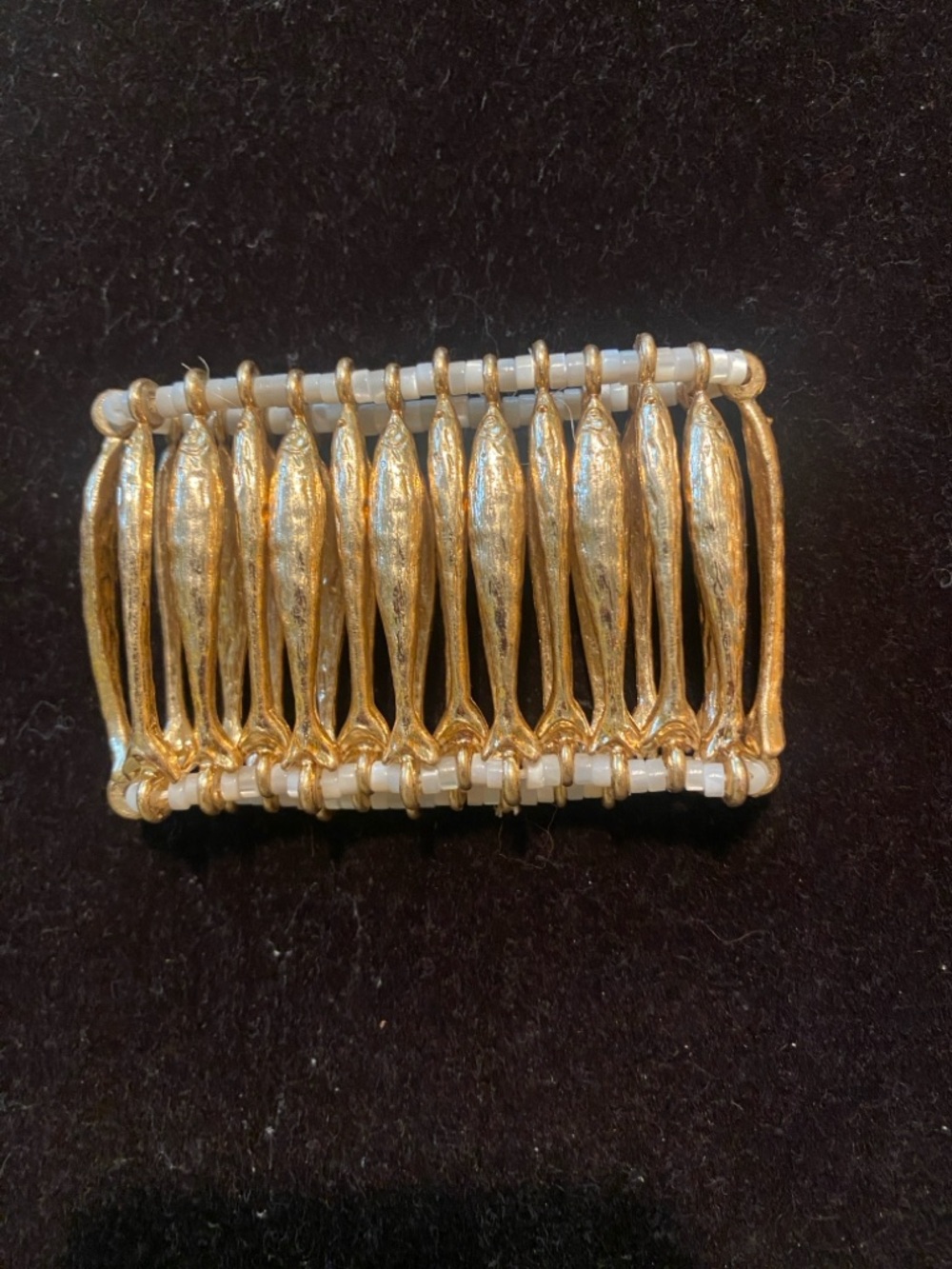 ZARA Gold-Tone FISH ELASTIC BAND BRACELET  with White Beads